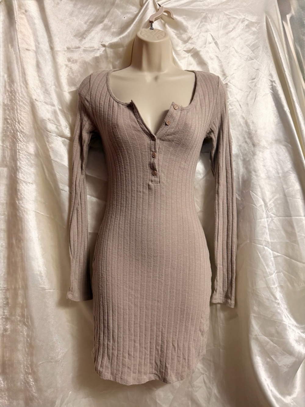 Ribbed Henley Long Sleeve Bodycon Dress